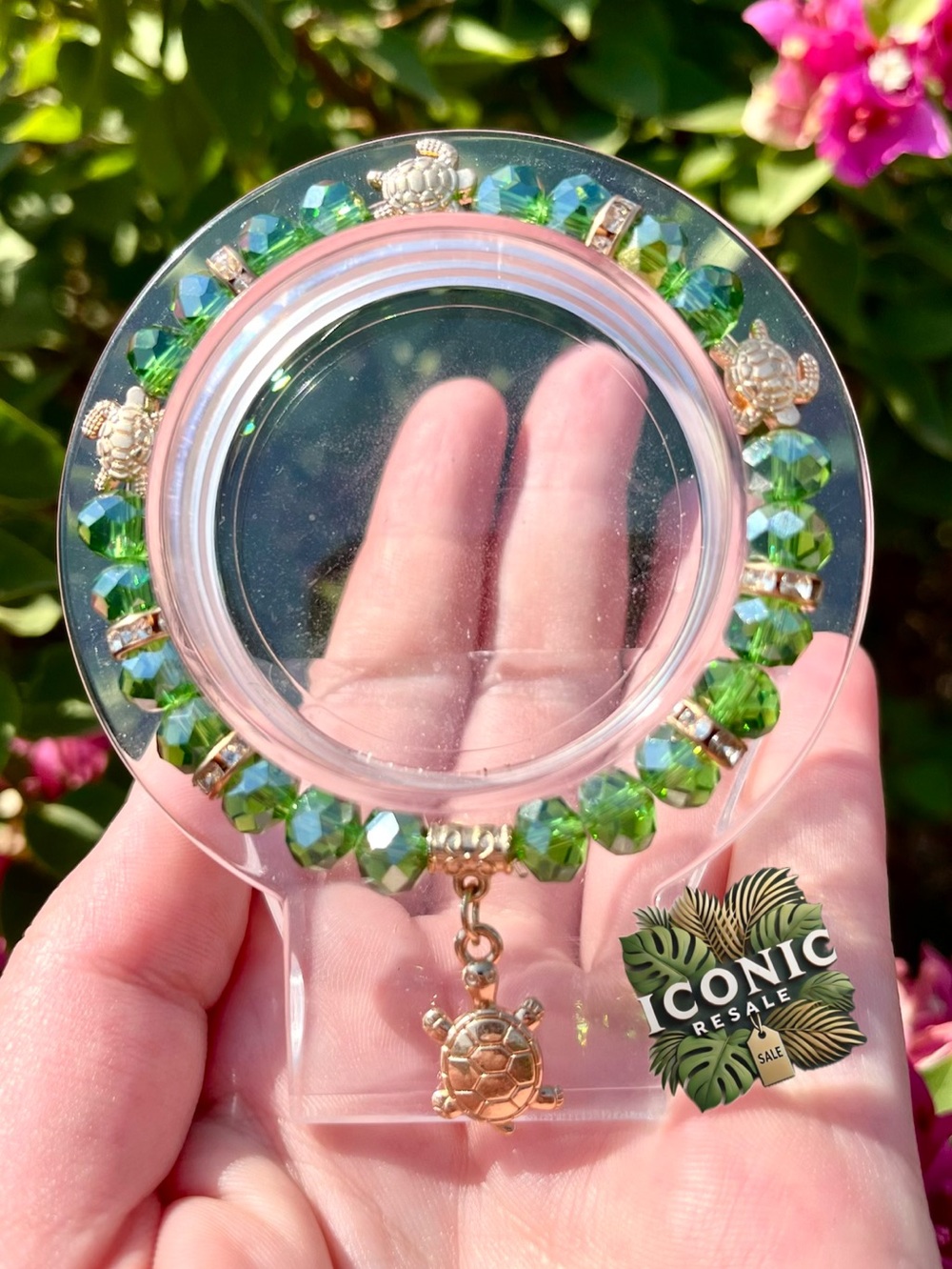 Turtles & Rhinestones Green Glass Beaded Bracelet NWOT